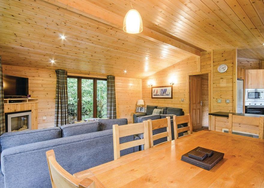 Haddon Classic Skyline 4