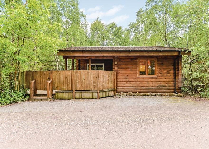 Woodpecker Log Cabin 2