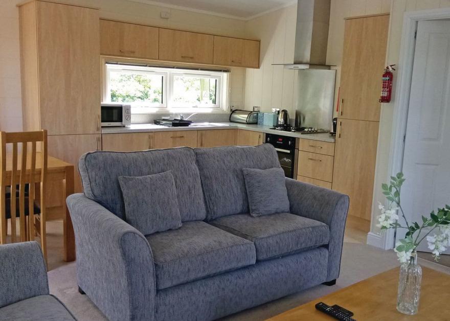 Country Holiday Home Four Platinum