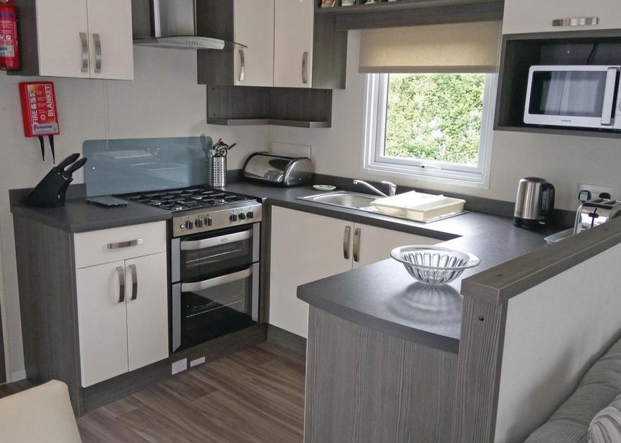 Country Holiday Home Four Platinum