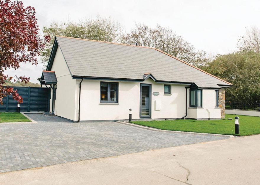 Cornish Lodge
