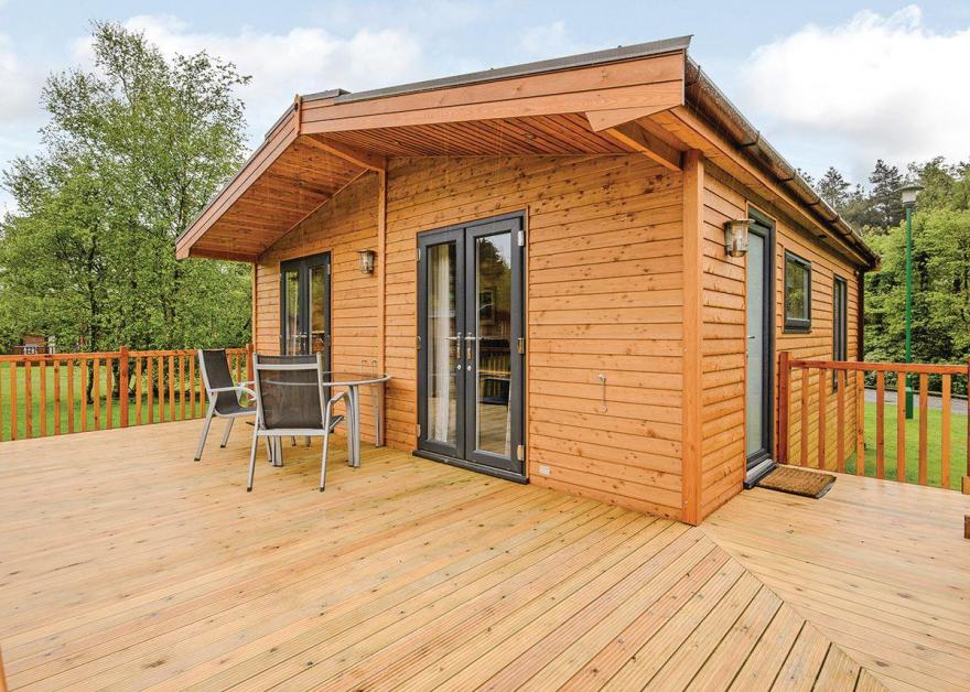 Chatsworth Elite Vogue 1