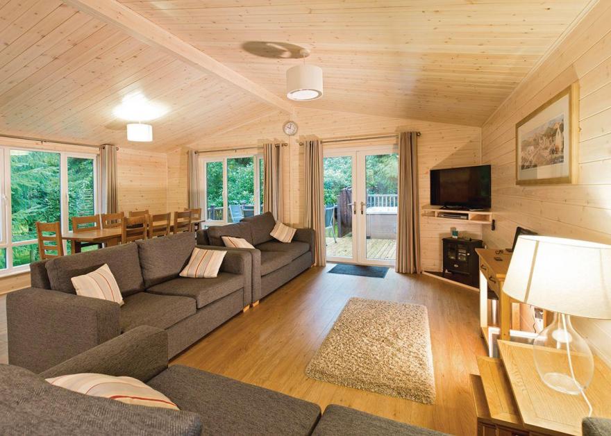 Haddon Classic Vogue 4 Spa