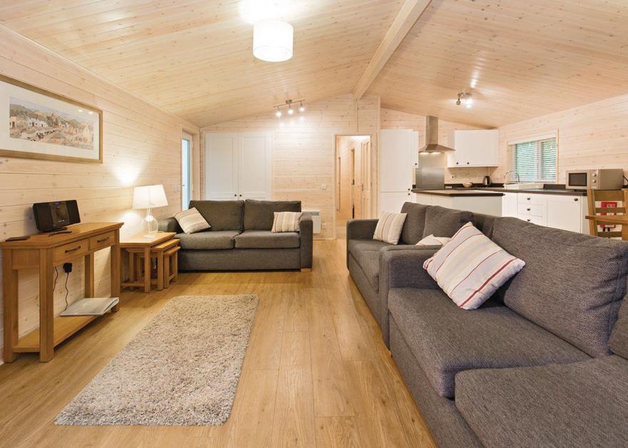 Haddon Classic Vogue 4 Spa