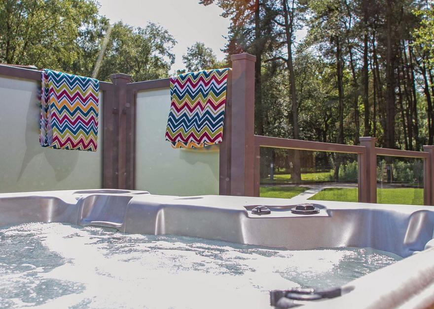 Chatsworth Elite Vogue 4 Spa