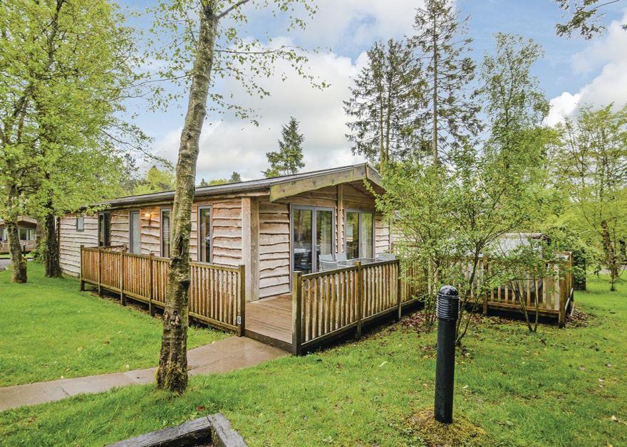 Chatsworth Elite Vogue 4 Spa