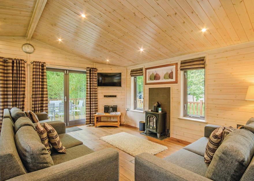 Chatsworth Elite Vogue 4 Spa