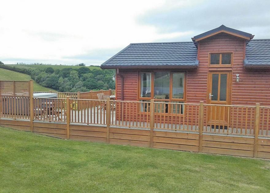 Country Lodge Eight VIP Platinum (Bunks)