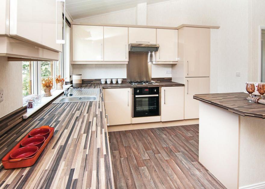 Premier Country Lodge Six Platinum