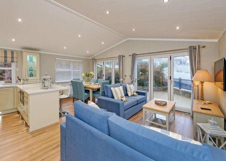 Premier Country Lodge Six Platinum