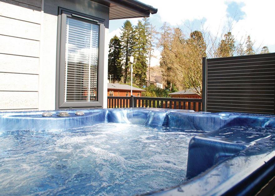 Albatross 1 Spa Lodge