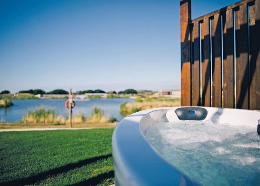 Lakeside Signature Lodge