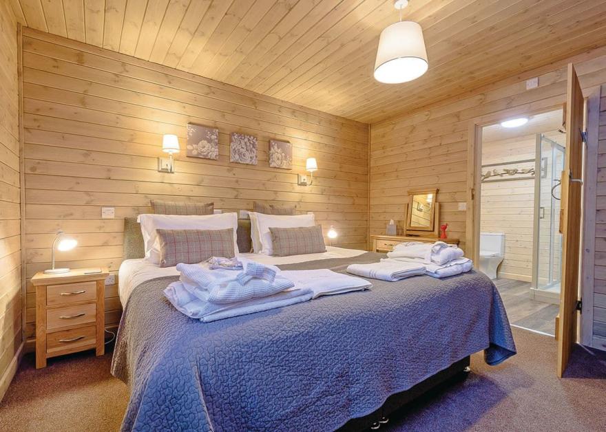 Henrietta's Hideaway