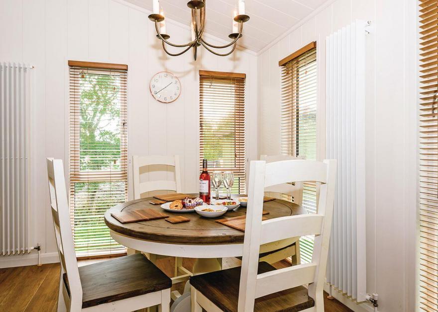 Uvedale Premier Select