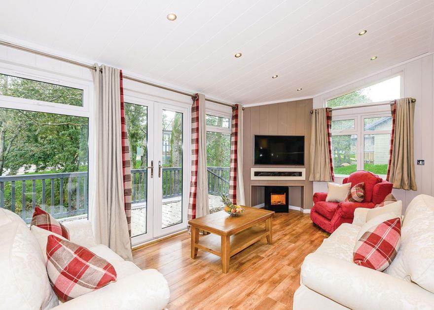 Constable Premier Select