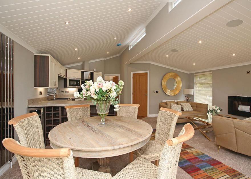 Ladera Luxury Lodge 3