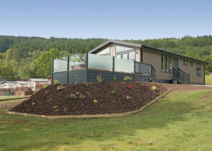 Waterside Lomond Royal Premier 3