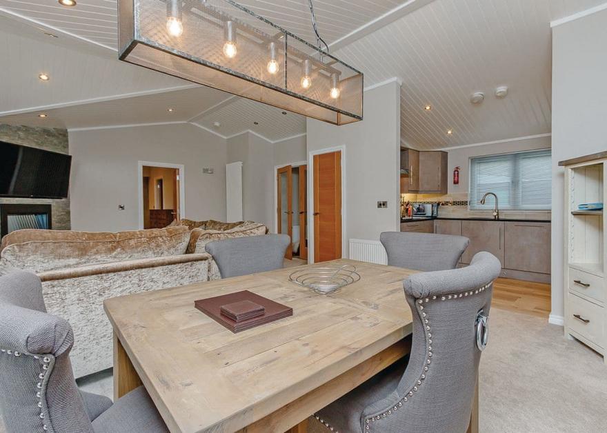 Lomond Royal Retreat 2