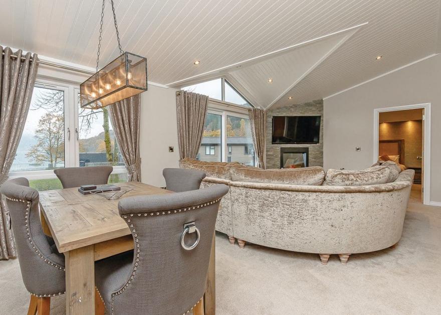 Lomond Royal Retreat 2