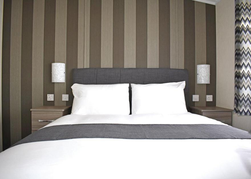 Chewton Executive Lodge