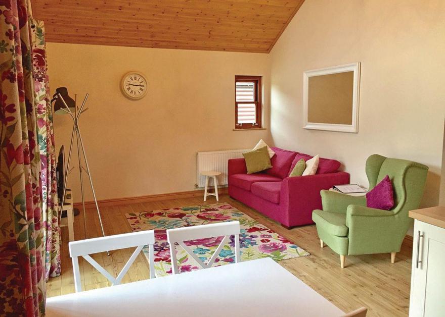 Muchwood Retreat (Pet)