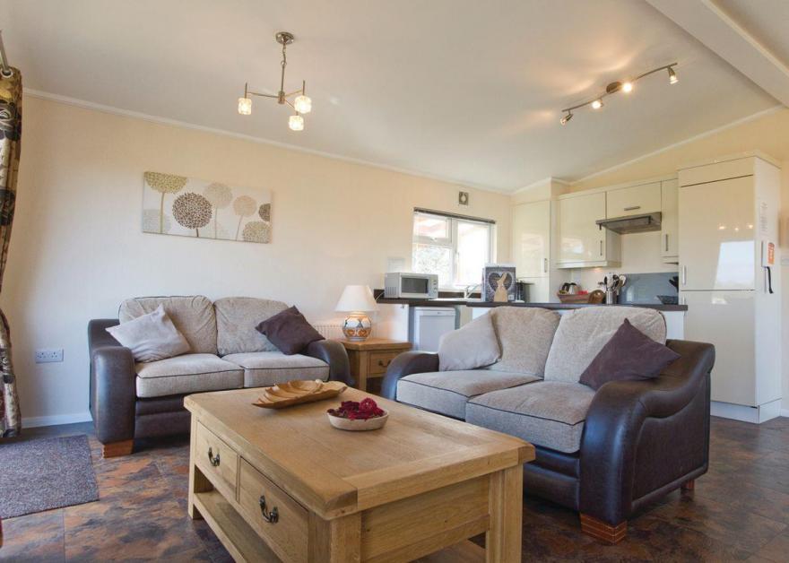 Country Lodge Four Pet