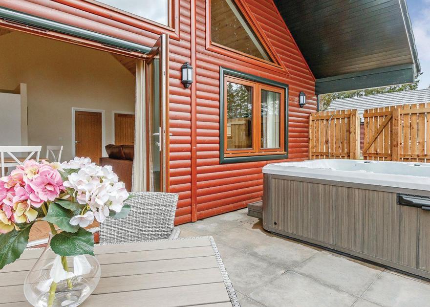 Raeburn Premier Lodge