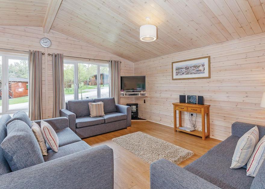 Tissington Classic Vogue 4 Spa