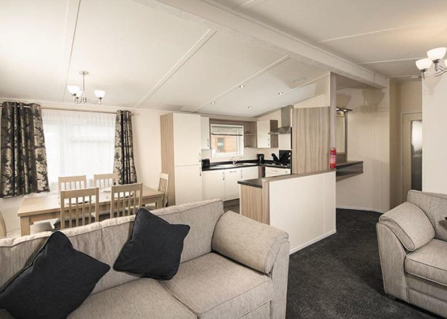 SM 3 Bedroom Platinum Lodge Plus Sat