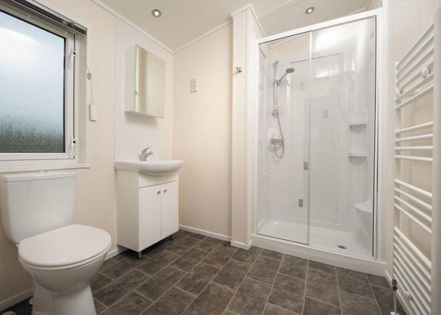 SM 4 Bedroom Platinum Lodge Plus Sat