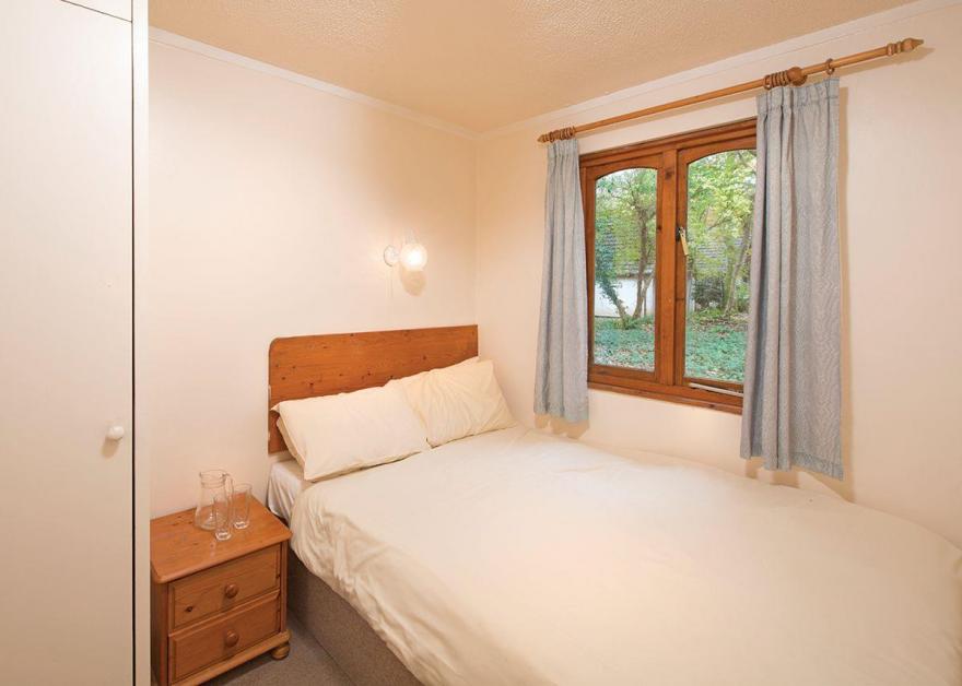 SI 2 Bed Bronze Bungalow sleeps 4