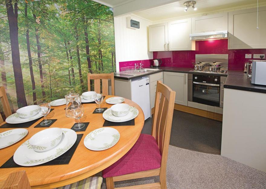 SI 2 Bed Gold Chalet sleeps 4