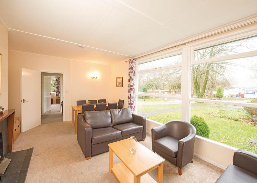 SI 3 Bed Gold Bungalow