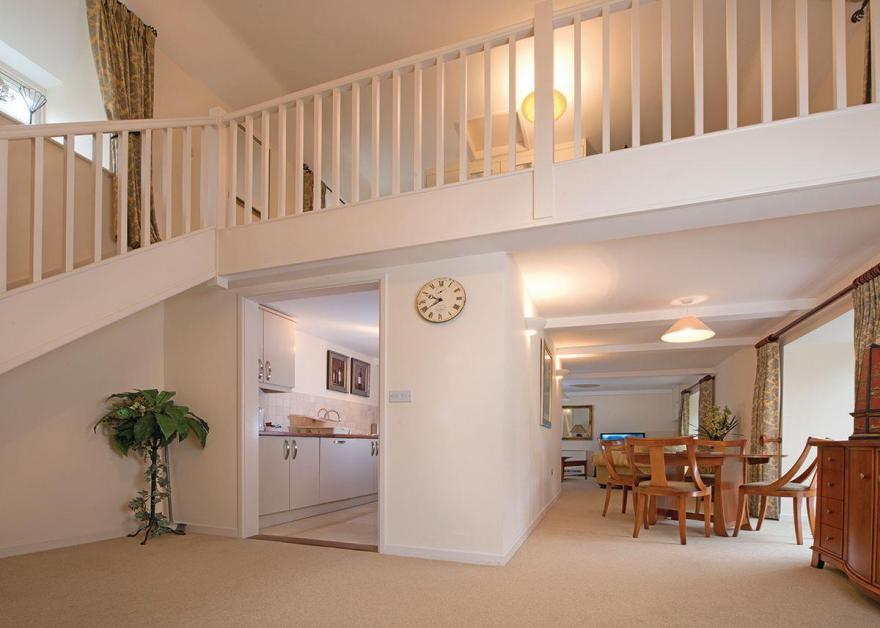 SI 2 Bed Kenegie Apartment Sat