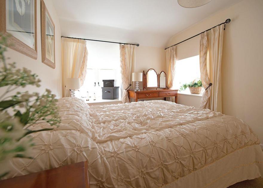 SI 2 Bed Kenegie Apartment Sat