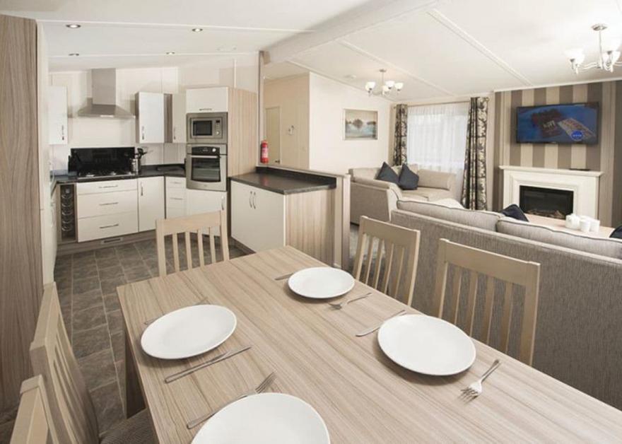 SI 2 Bed Platinum Lodge Plus