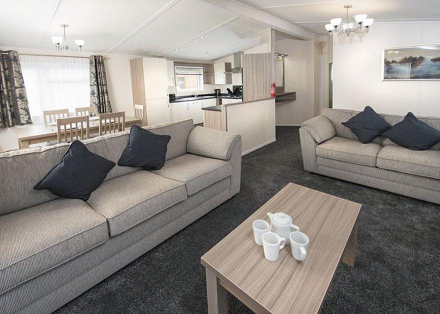 SI 4 Bed Platinum Lodge Plus