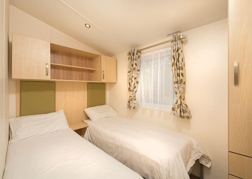 SI 3 Bed Gold Caravan Lodge