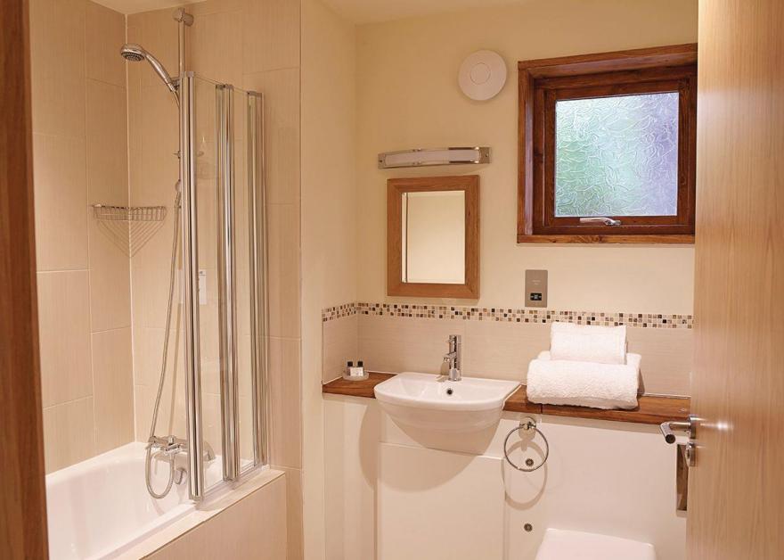 Strathyre Golden Oak 1 (Pet)