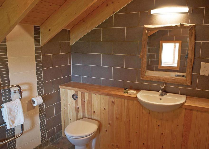 Strathyre Golden Oak 3 (Pet)