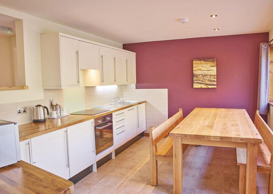 Strathyre Golden Oak 4 (Pet)