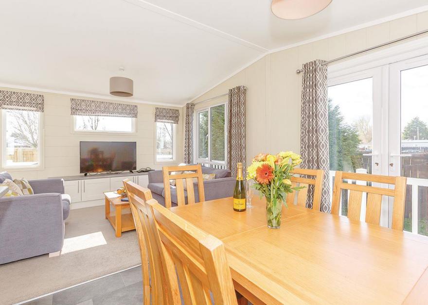 Willow Tree 3 Premier