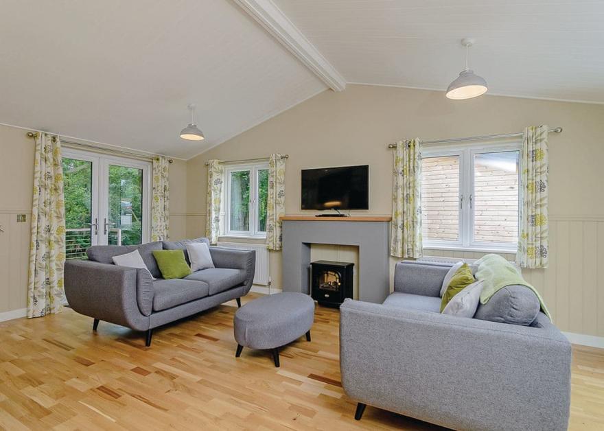 Woodland Superior Lake View