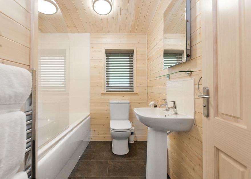 Waterside Fir Tree Lodge