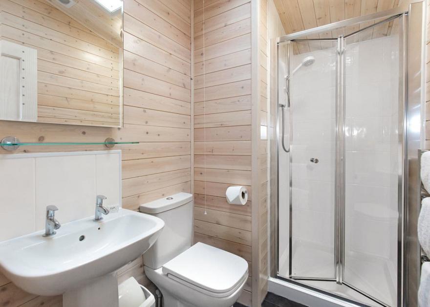 Waterside Fir Tree Lodge