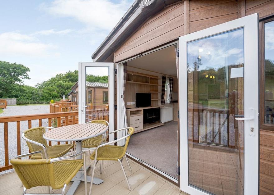 Woodland Retreat (pet)