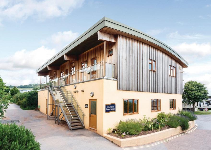 Ladram Seaview Apartment