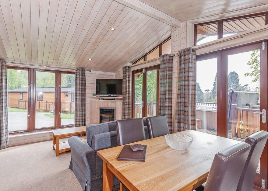 Tissington Classic Skyline 2 Spa