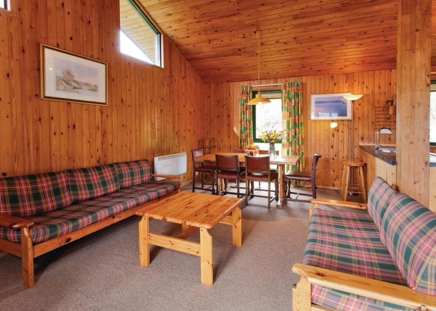 Loch Earn Lodge