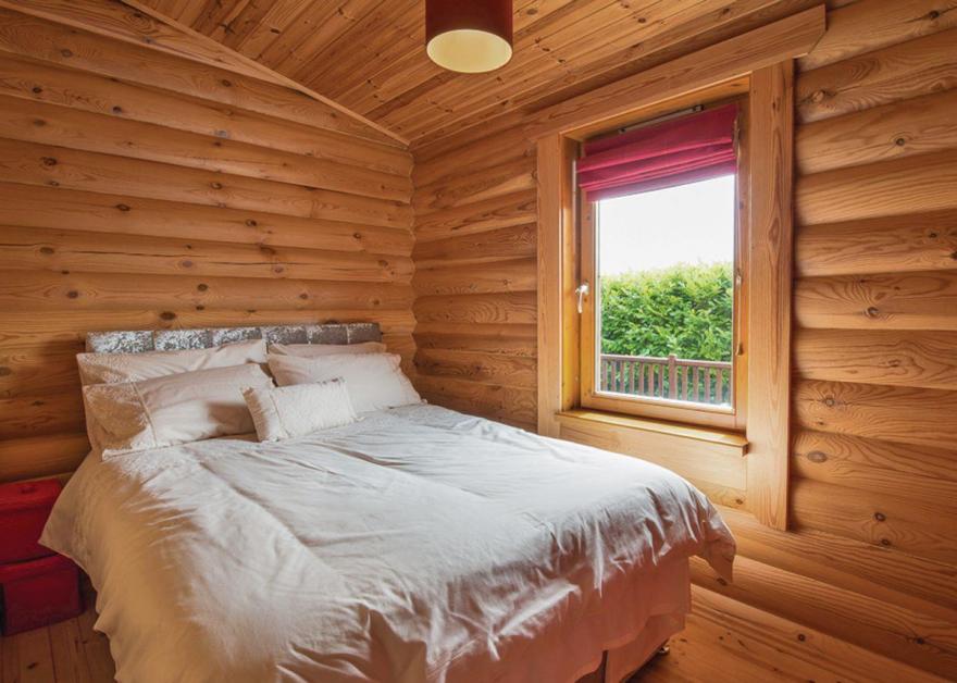 Platinum Log Lodge 3